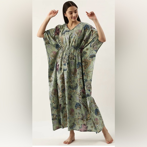 Sanskruti Boho Maxi Caftan O/S - Picture 3 of 7